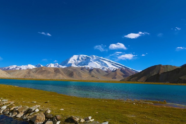 喀什至塔什库尔干塔吉克族自治县红其拉甫口岸秋日之旅